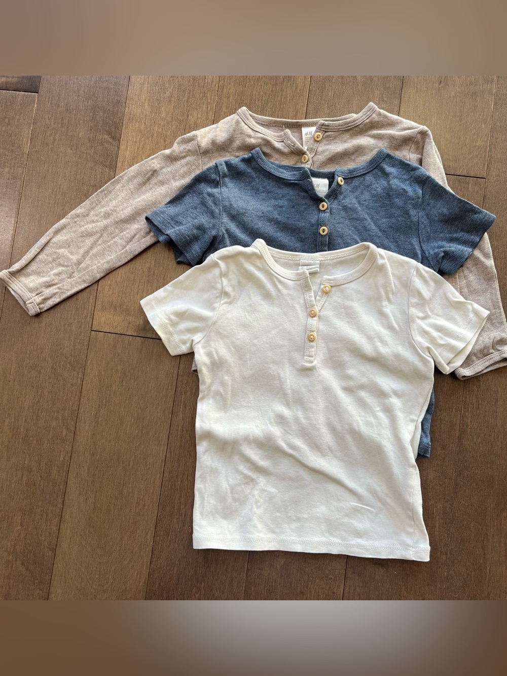 ✨2/$20✨ H&M Organic Cotton Shirts